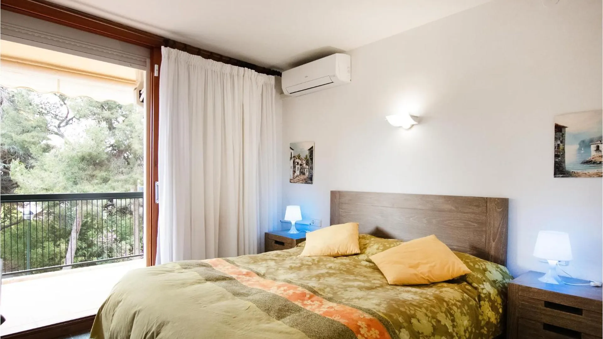 Stunning Apartment In サン・フェリウ・ダ・ギショルス スペイン
